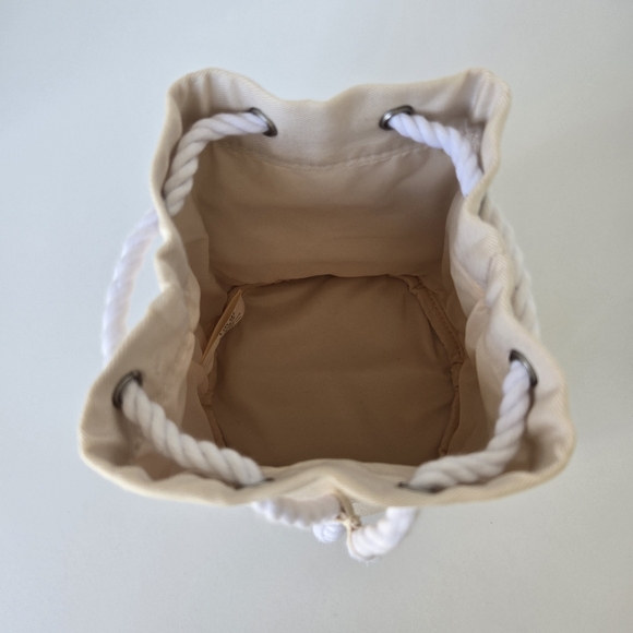 ✨ Authentic Dior Beauty Canvas Drawstring Bucket Pouch ✨ - Picture 7 of 9